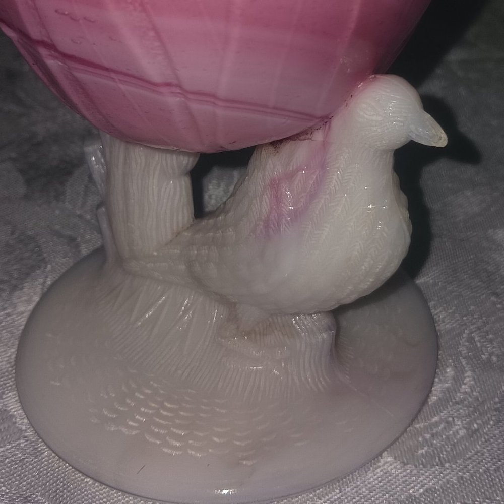 Vintage L.E. Smith Pink Slag Glass Pheasant Vase - Picture 8 of 8